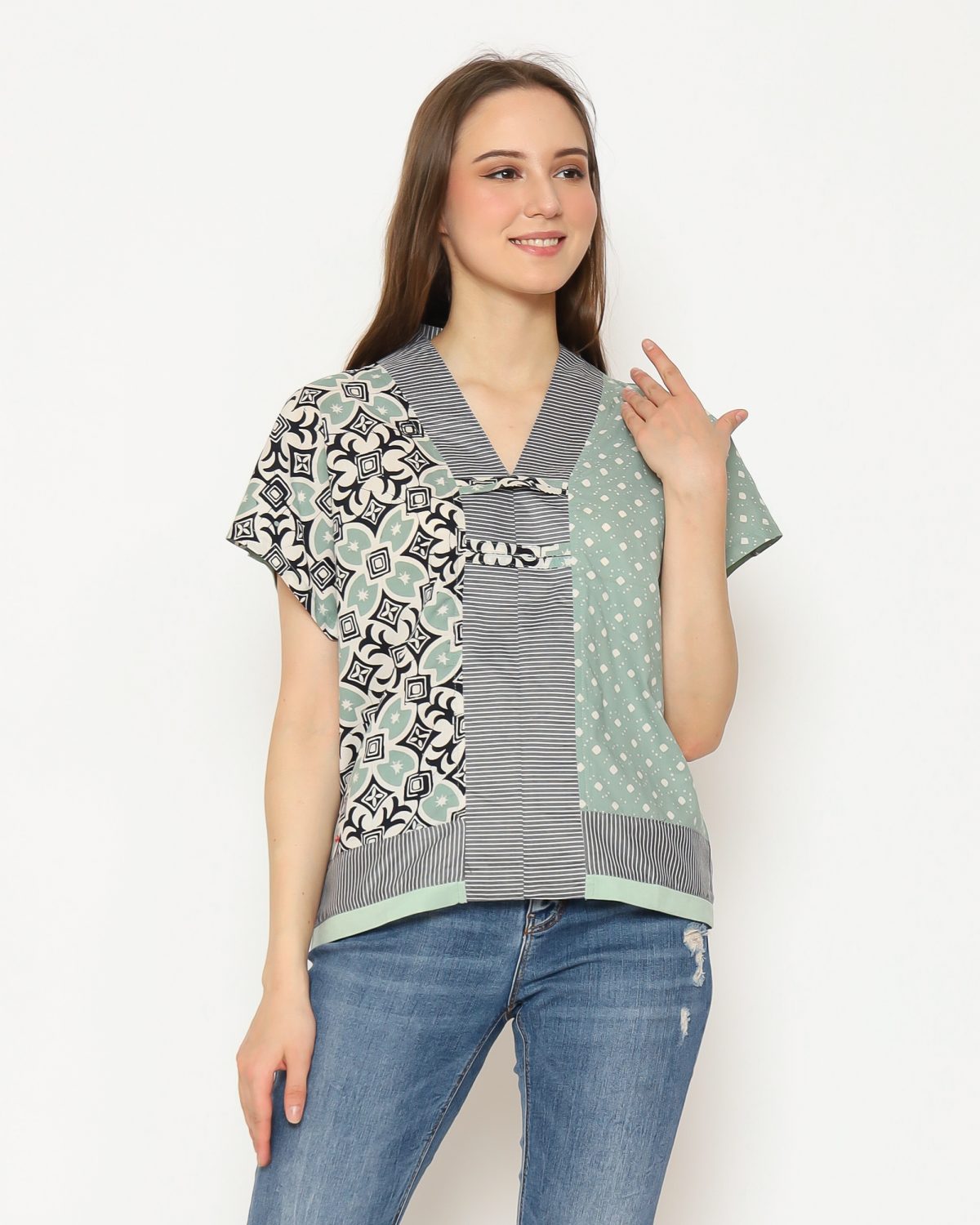 Inara Blouse Green - Image 3