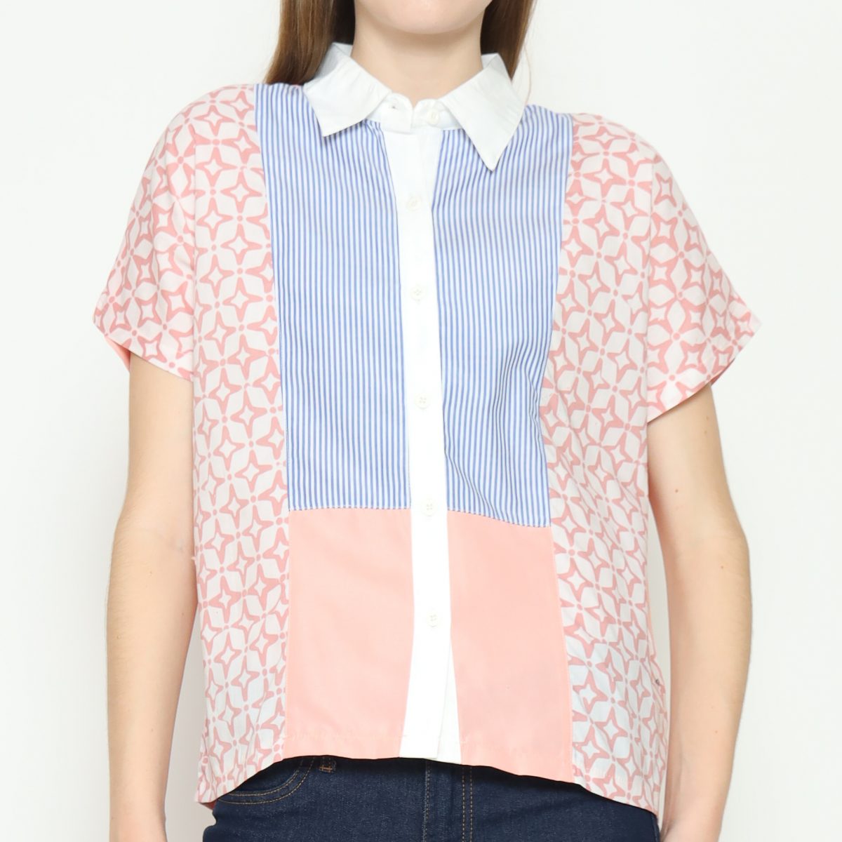 Patricia Shirt Kawung Pink - Image 2