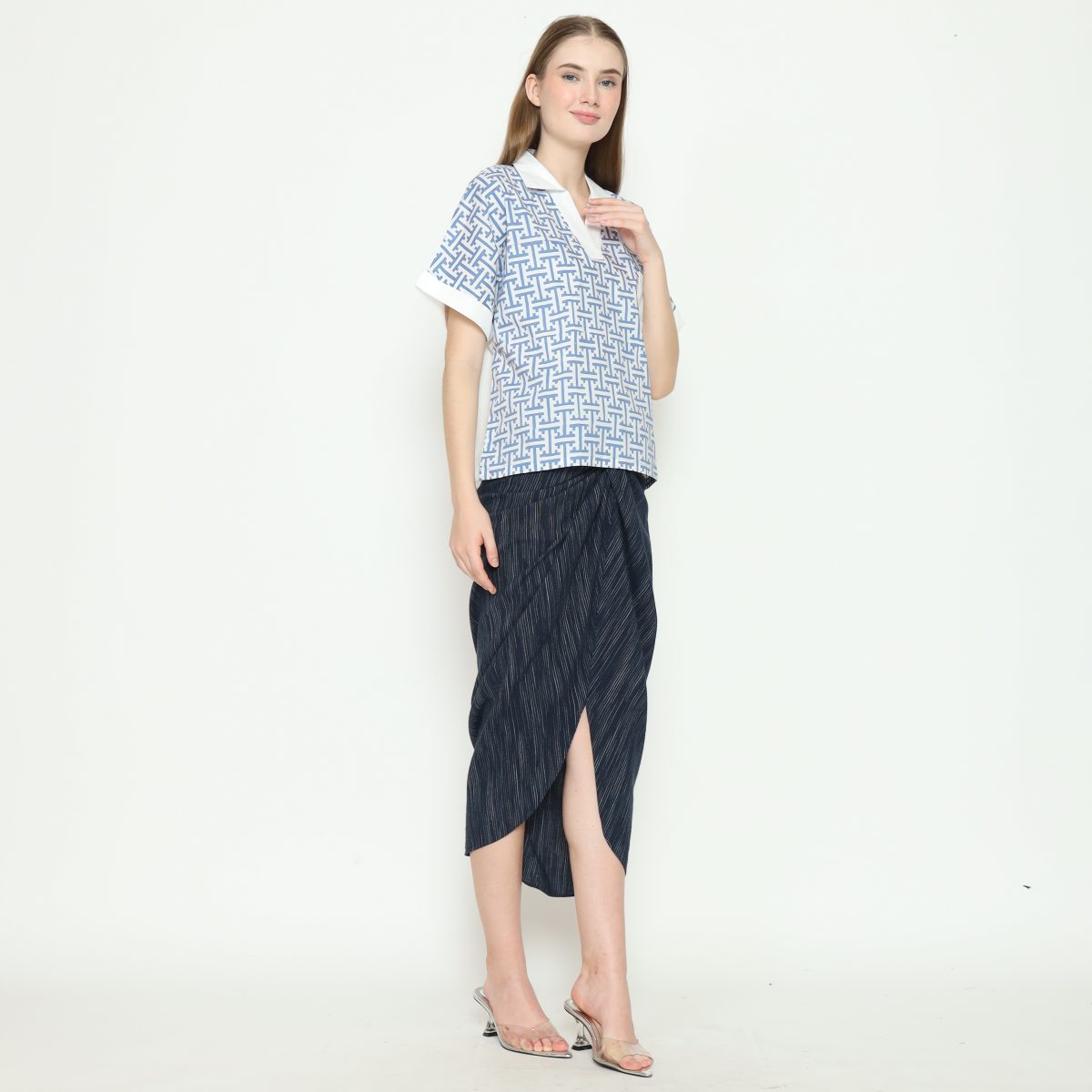 Liliana Blouse Maze Blue - Image 4