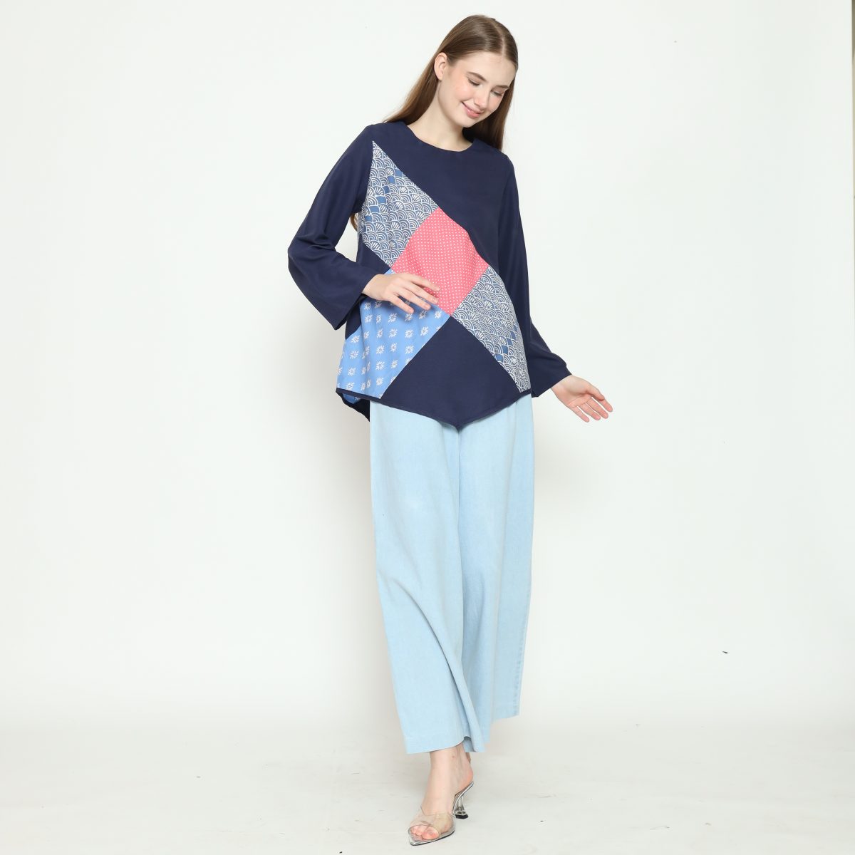 Efata Blouse Multi Navy - Image 3