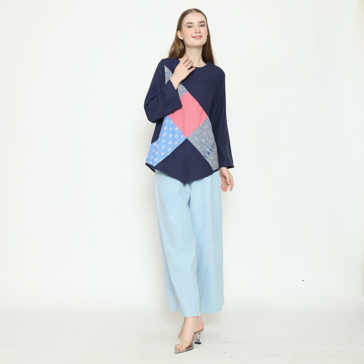 Efata Blouse Multi Navy - Image 8