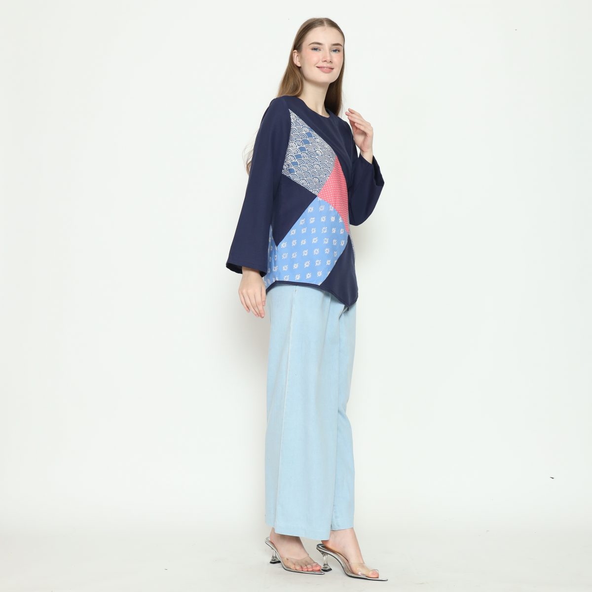 Efata Blouse Multi Navy - Image 4