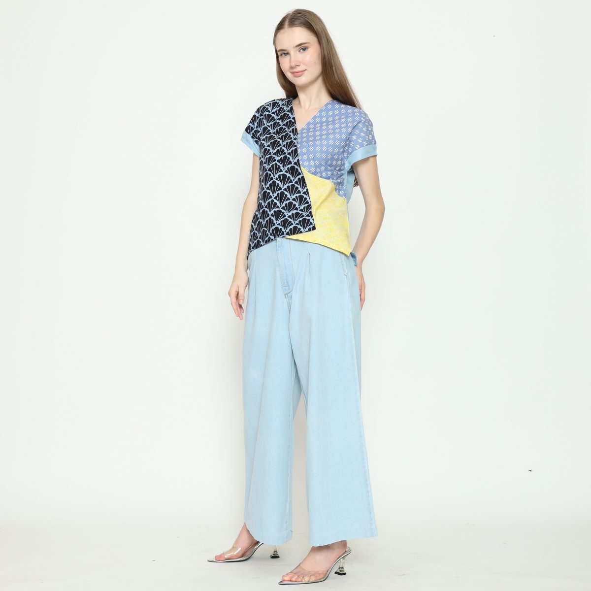 Rossie Blouse Black Blue - Image 4