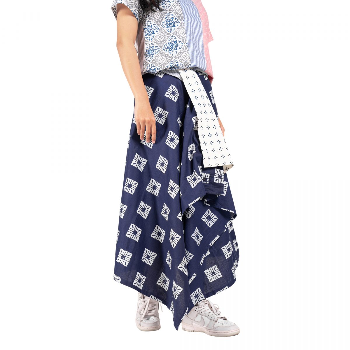 Merapi Skirt Navy - Image 3